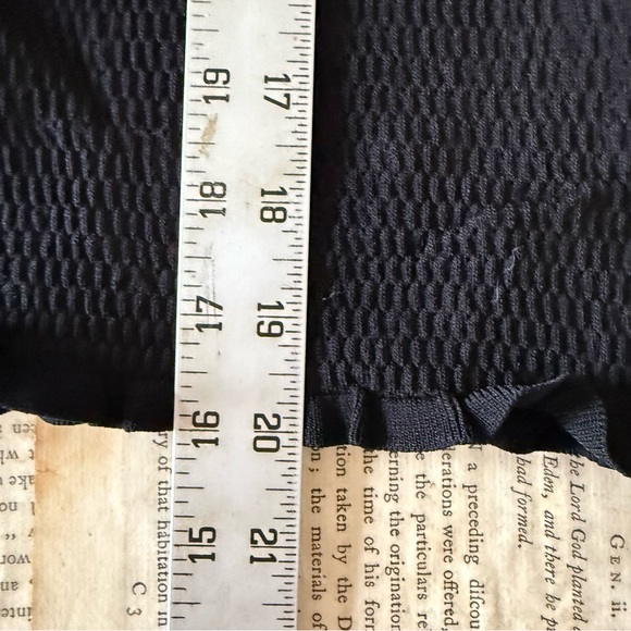 Catherine Malandrino Black Smocked Ruffle Short Sleeve Top, Size L - Picture 6 of 7